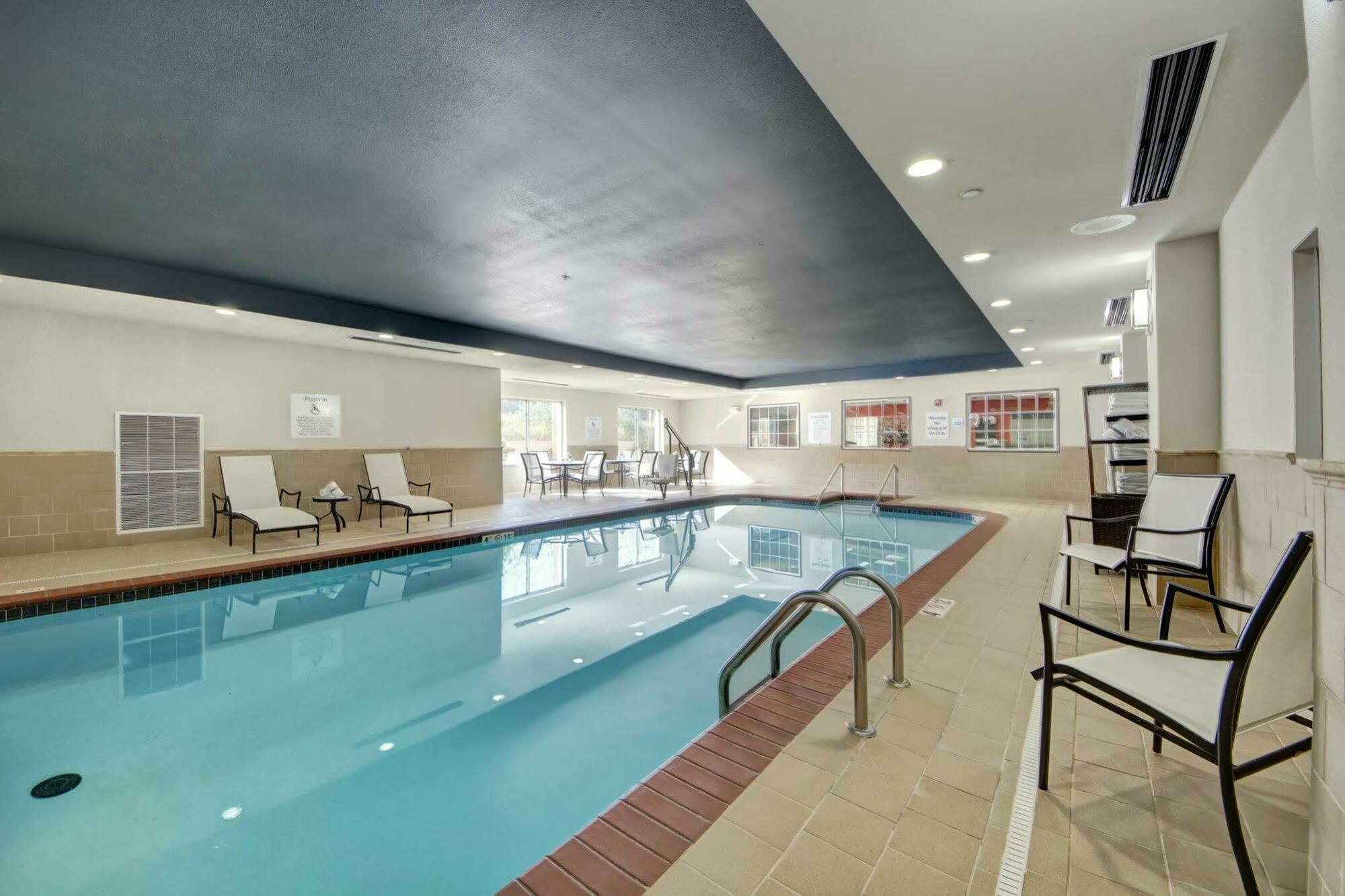 Holiday Inn Express And Suites Oklahoma City North By Ihg Exteriér fotografie